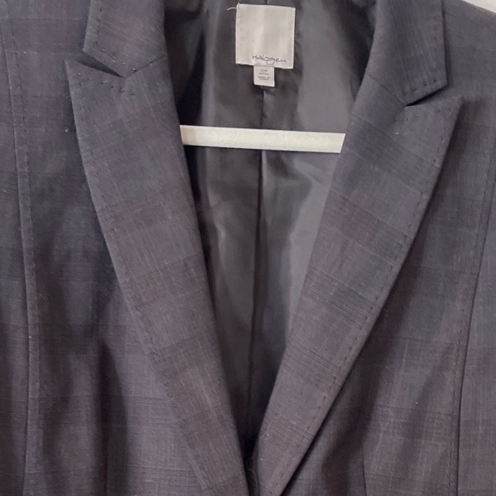 Halogen Single Button Contrast Stitch Blazer Size… - image 2